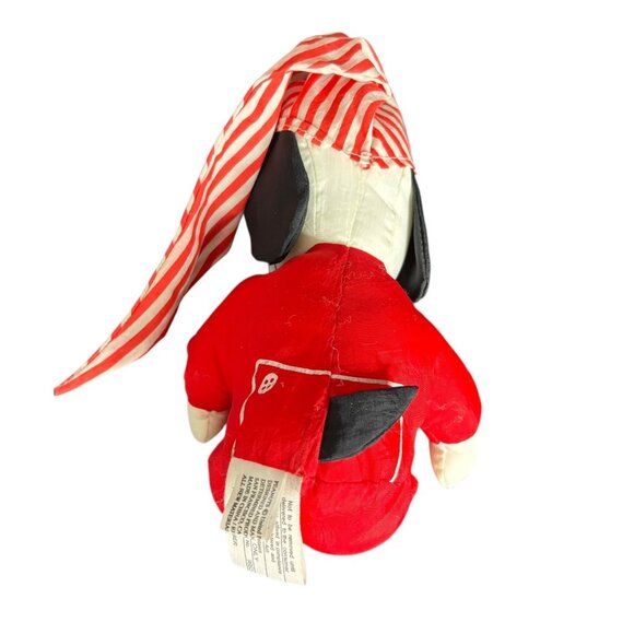 Vintage 90s Peanuts Sitting Snoopy Plush Christmas Pajama Red Hat Nylon Toy - Picture 4 of 6